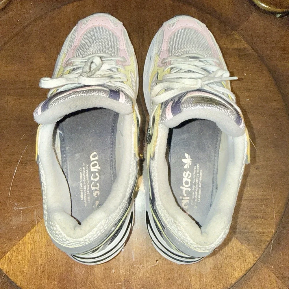 Women's Adidas Astir Sneakers GZ1637 White/Pink/Yellow Size 9